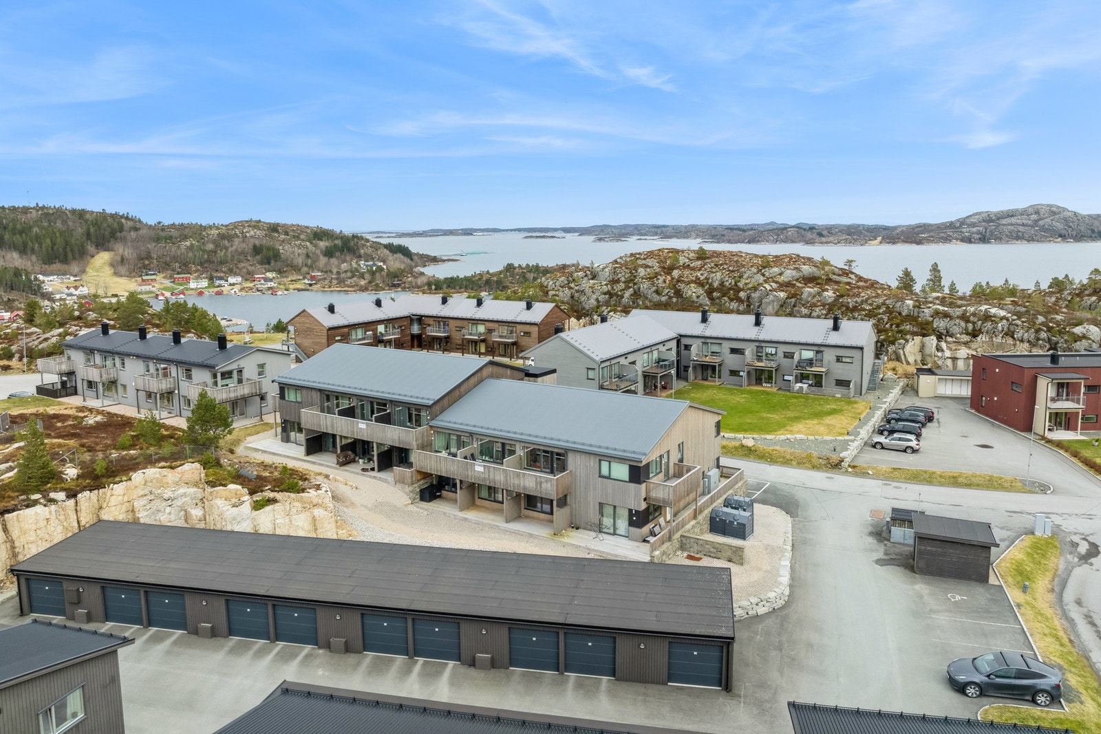 Du kan søke om grønt boliglån i SMN 1 når du kjøper en bolig som har energikarakter A eller B. Dette gir deg en lavere rente med bedre vilkår Galleribilde