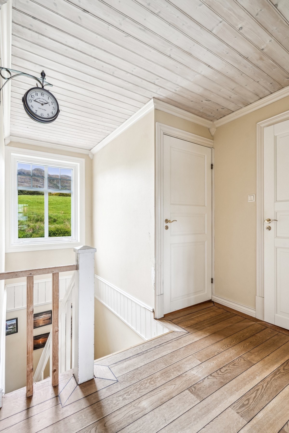 Gang i 2. etasje Galleribilde