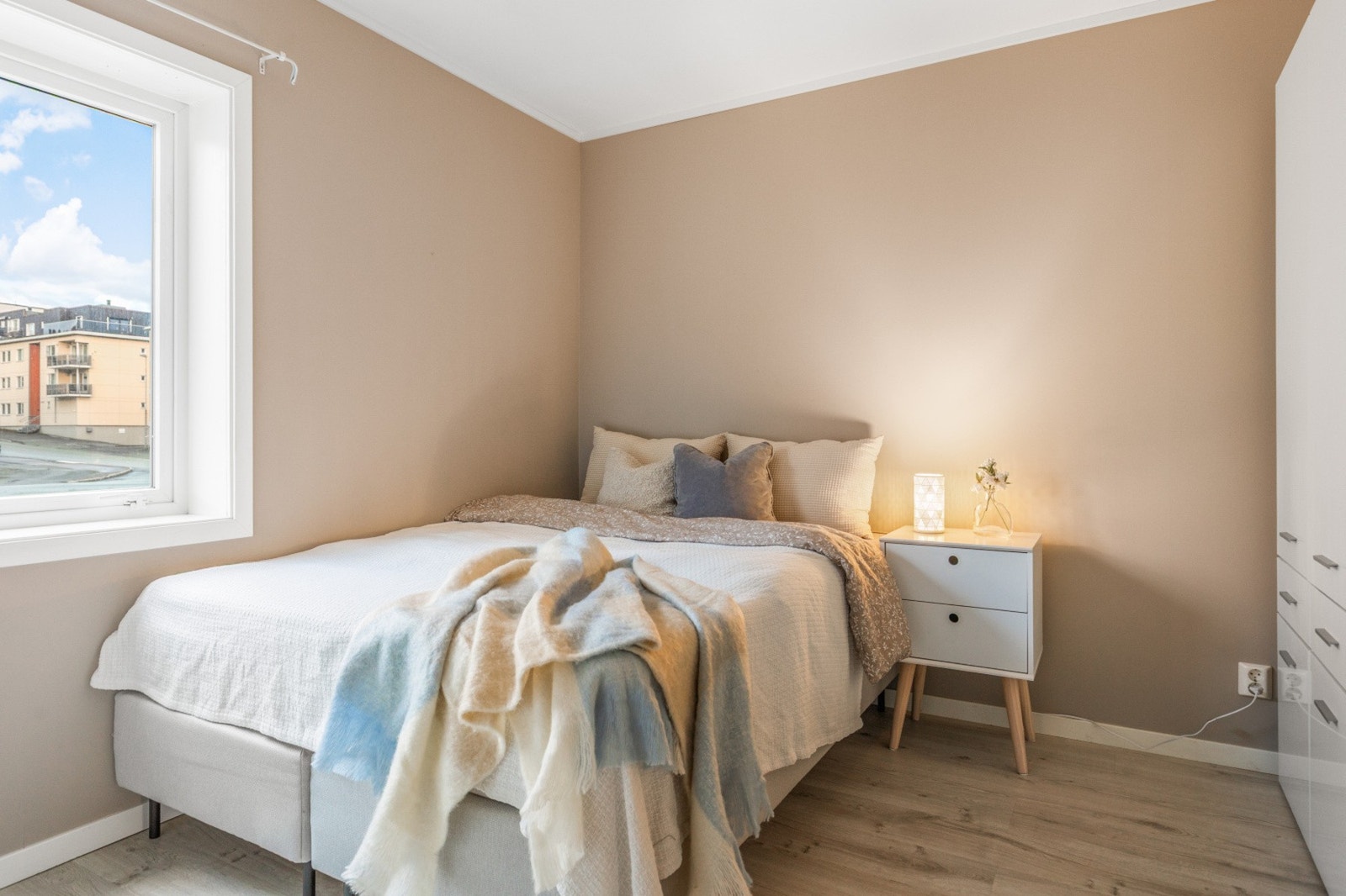 Malt i en lun og delikat farge Galleribilde