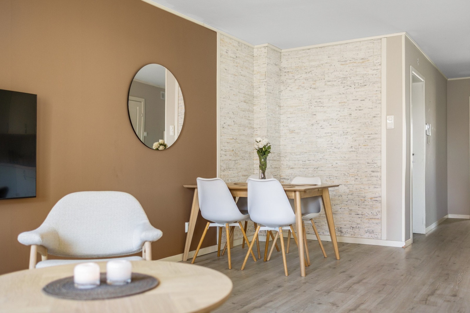 Boligen har en god planløsning som gjør det enkelt for ny eier å sette sitt eget preg på inventar Galleribilde