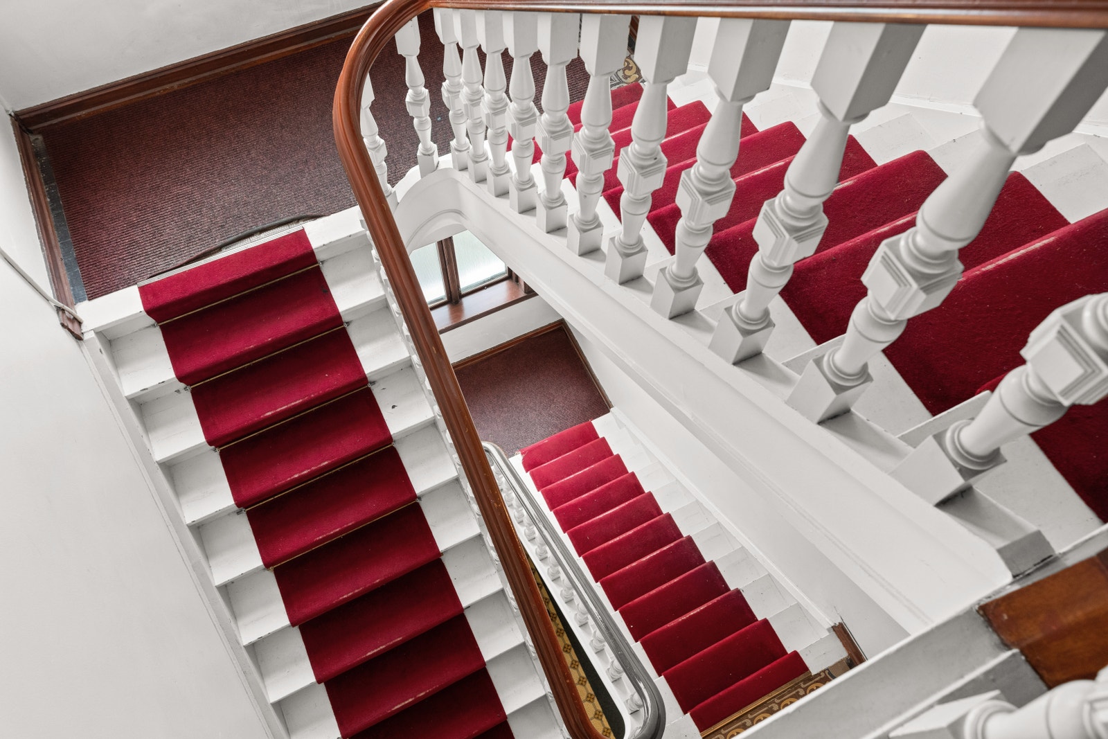 Oppgang Galleribilde