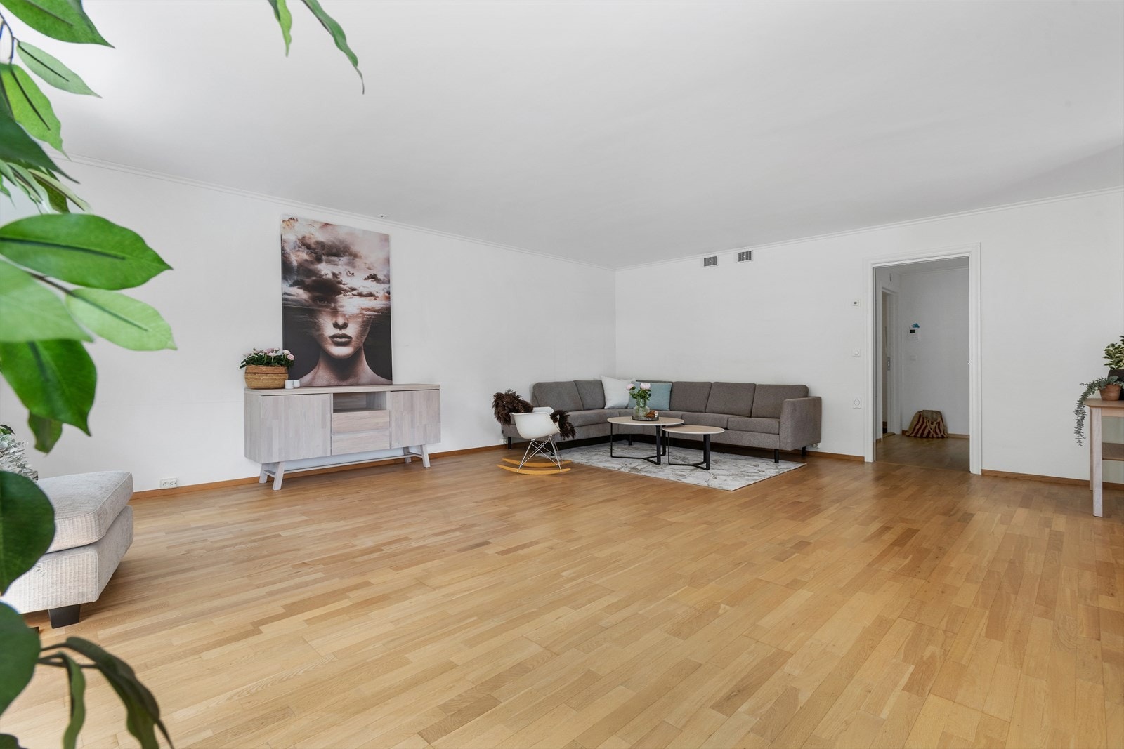 Opphaldsrommet har rette flater og er enkelt å innreiie Galleribilde