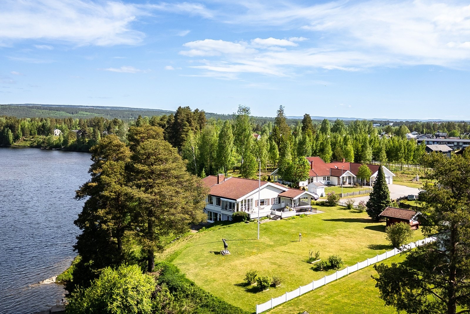Dette er en av Elverums aller beste eiendommer og en sjelden mulighet! Galleribilde