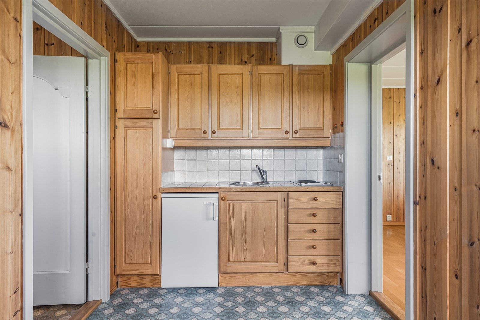 Kjøkken i hybeldel. Galleribilde