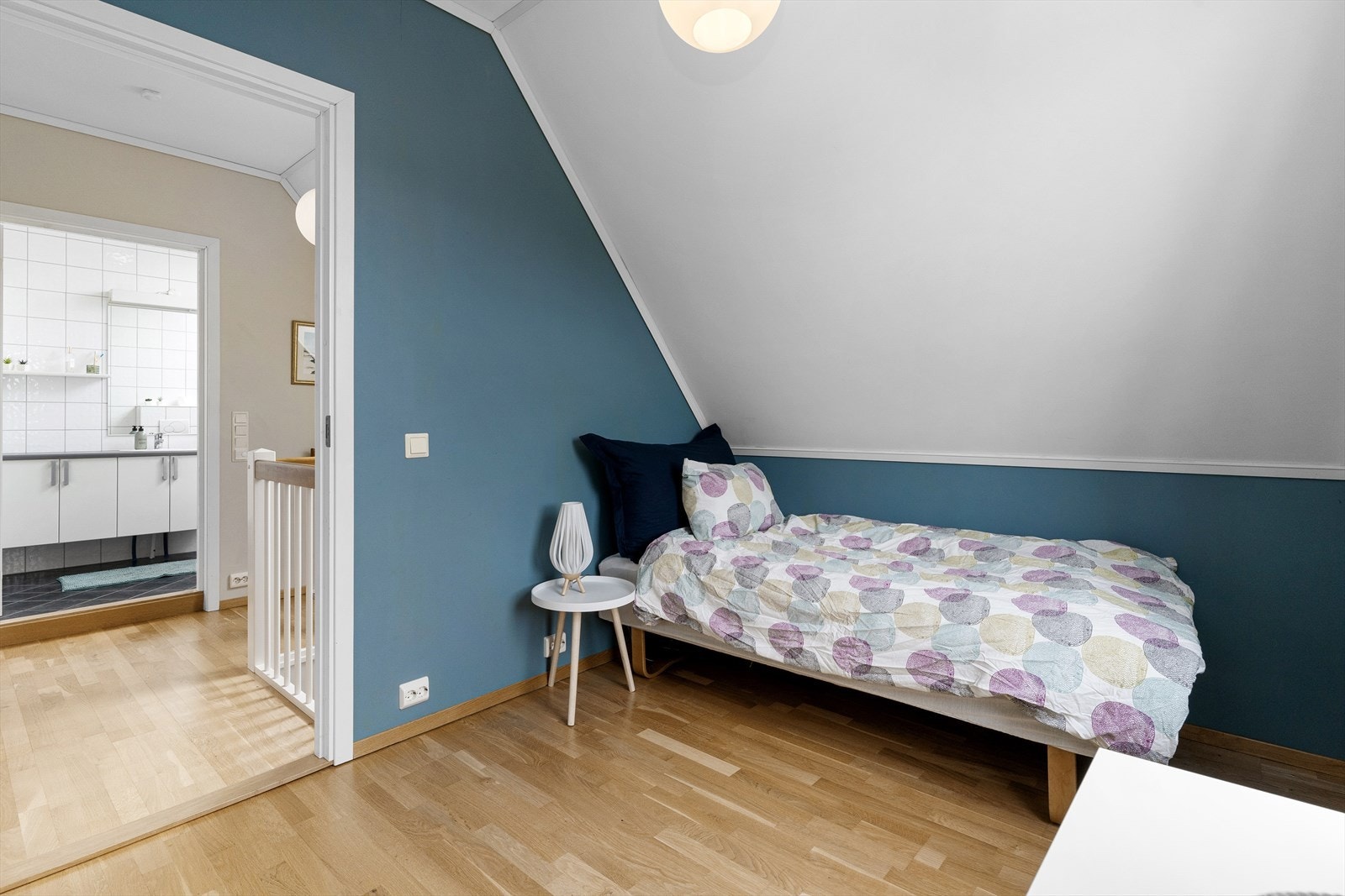 Soverom nummer 3 passer fint som barnerom eller kontor. Galleribilde