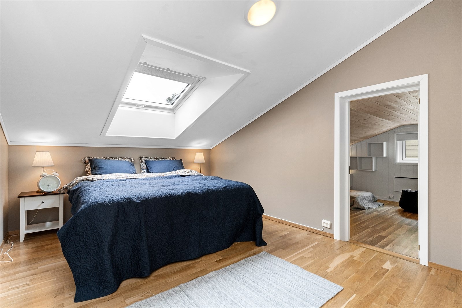 Boligen har 3 trivelige soverom i 2. etasje. Galleribilde