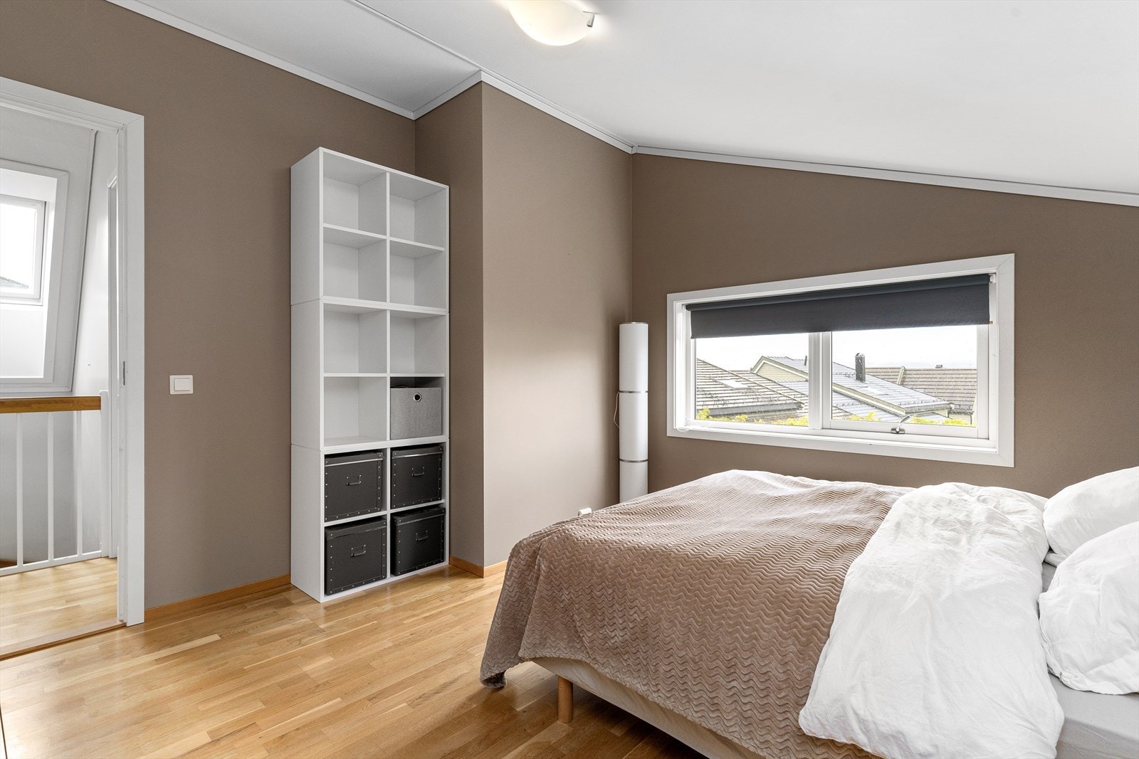 Lyst og trivelig soverom nummer 2. Galleribilde