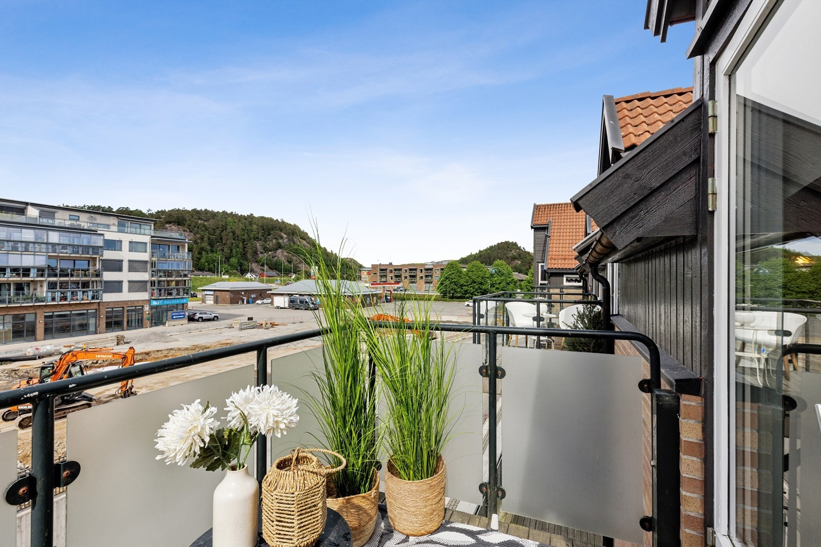 Balkong - Kontakt megler for info om utbygging av Tangvall Arena Galleribilde