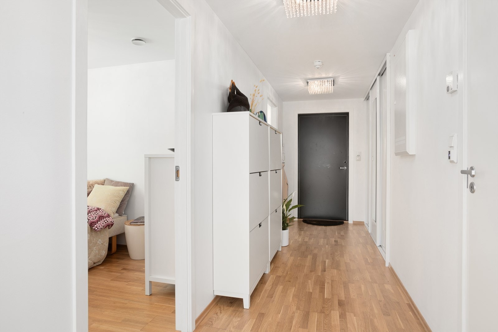 Velkommen inn til en hyggelig visning. Galleribilde
