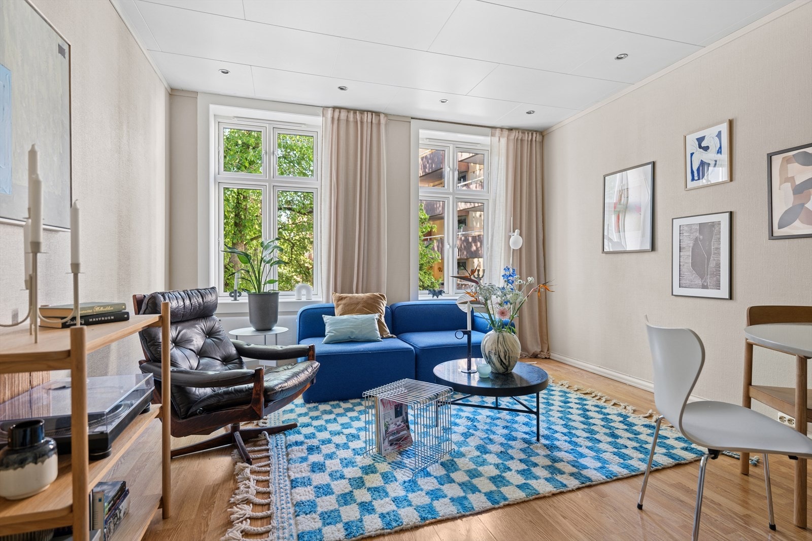 Simon Barood (467 97 302) v/DNB Eiendom har gleden av å presentere Dælenenggata 38D! Galleribilde