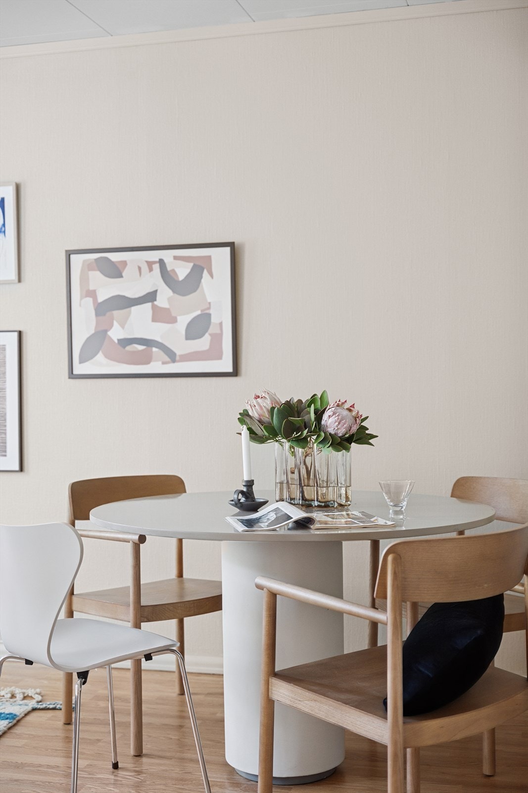 Varmtvann og TV/internett er inkludert i felleskostnadene. Galleribilde