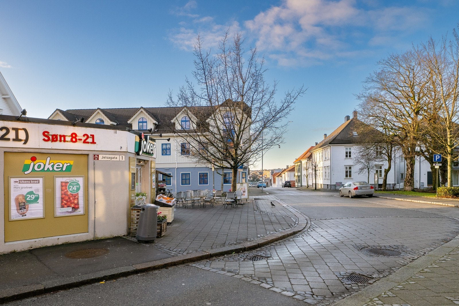 Joker ligger 100 meter fra boligen - søndagsåpen Galleribilde