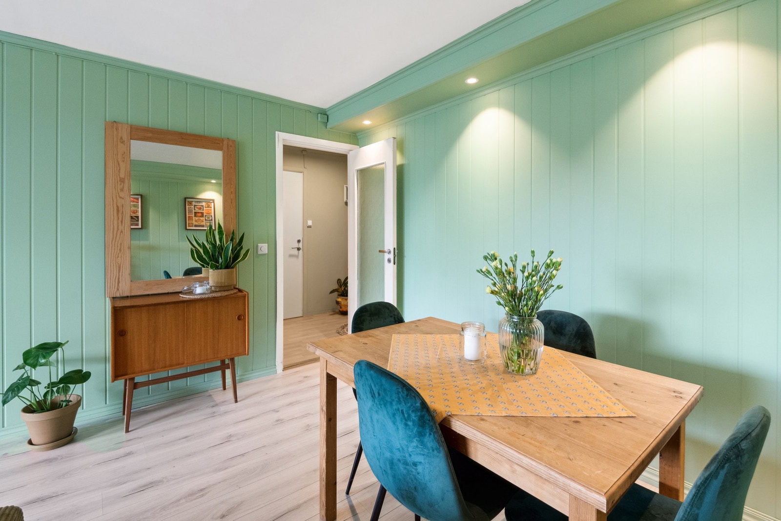 Beliggenheten til andelsleiligheten er ettertraktet grunnet de korte avstandene til Levanger sentrum, skole og barnehage. Galleribilde