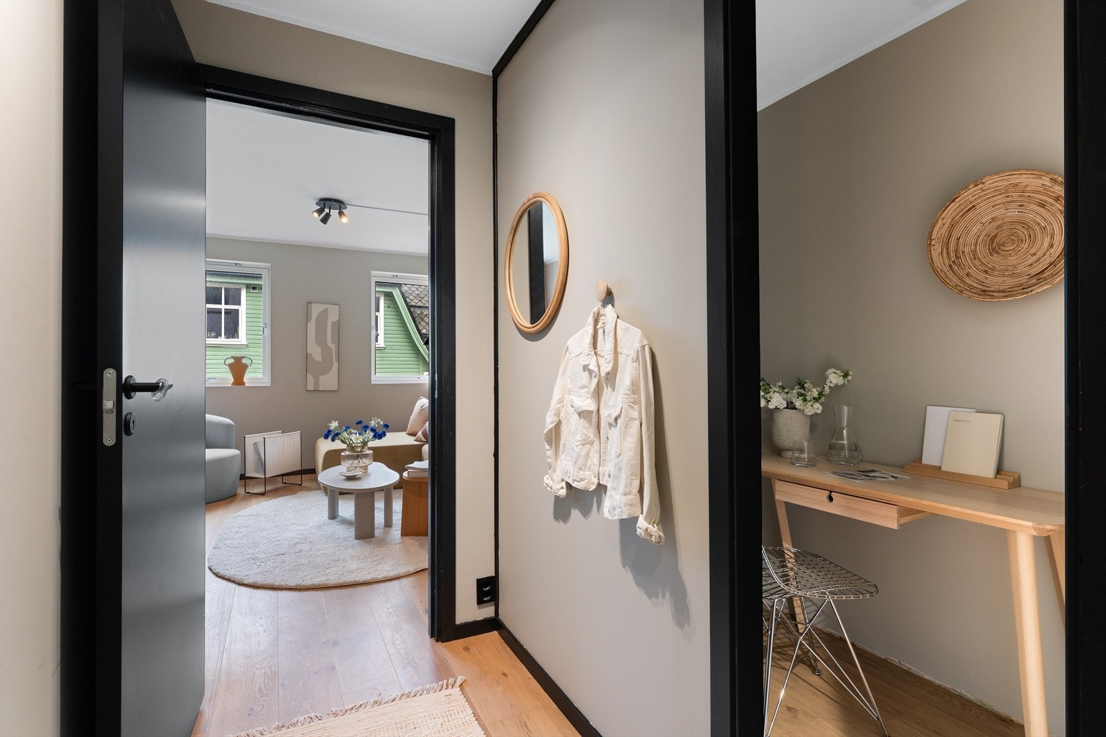 - En flott entré på 2,3 m² - Galleribilde