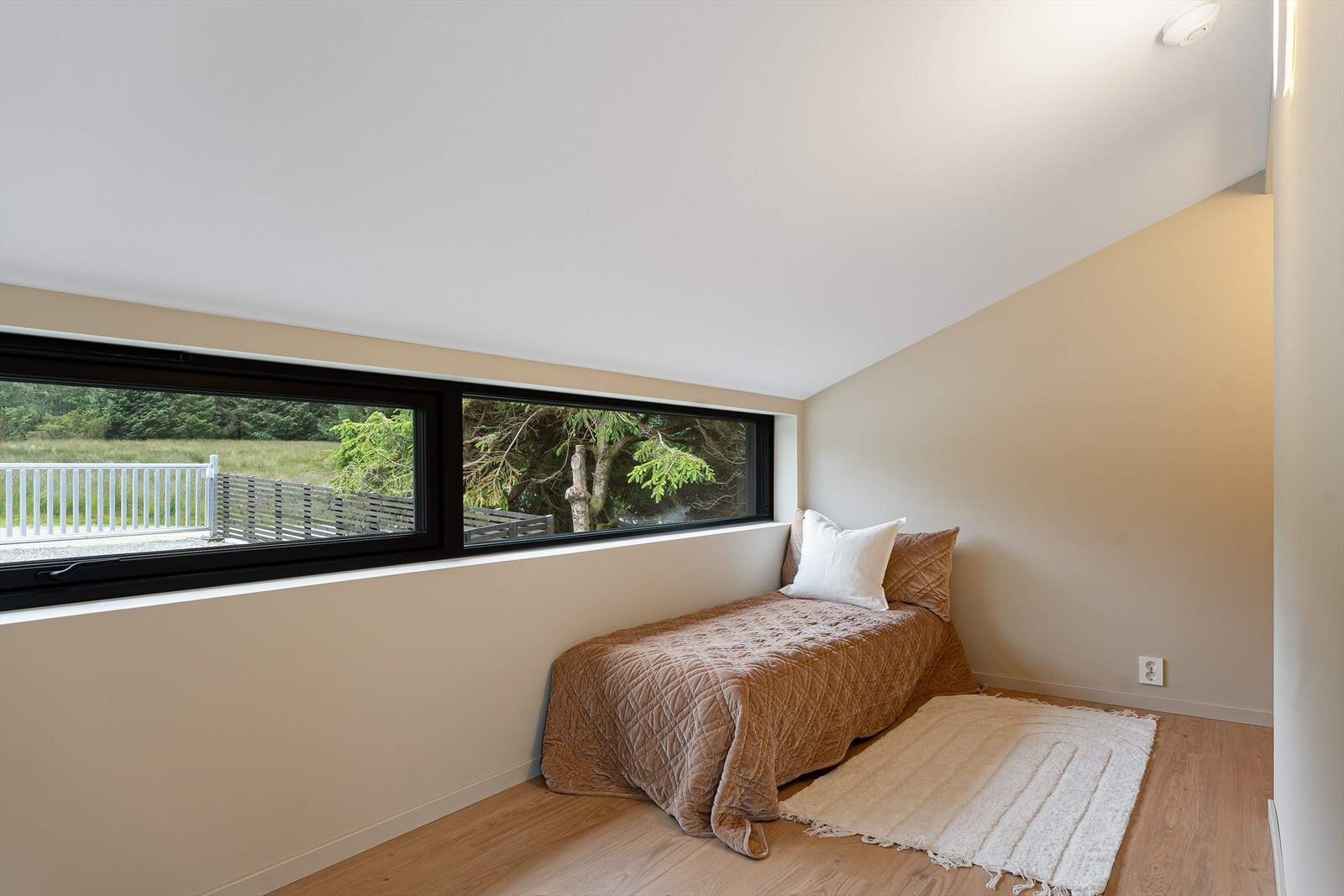 Soverom på loft Galleribilde