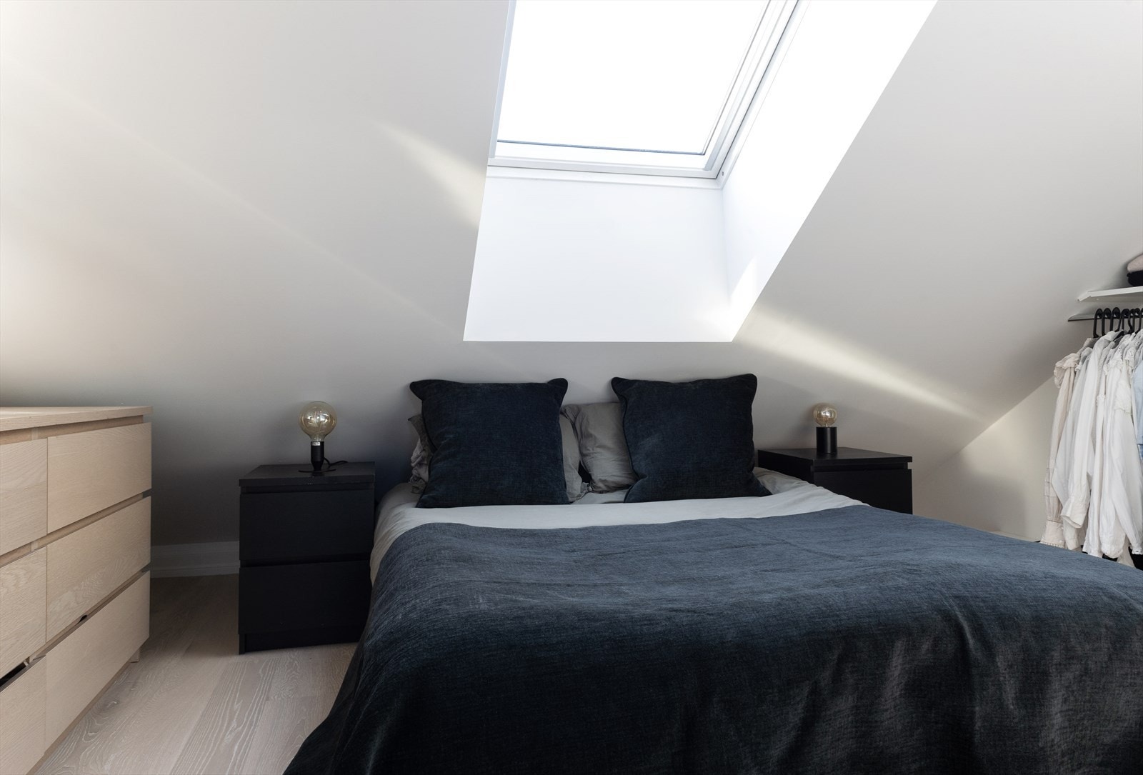Soverom på loft Galleribilde
