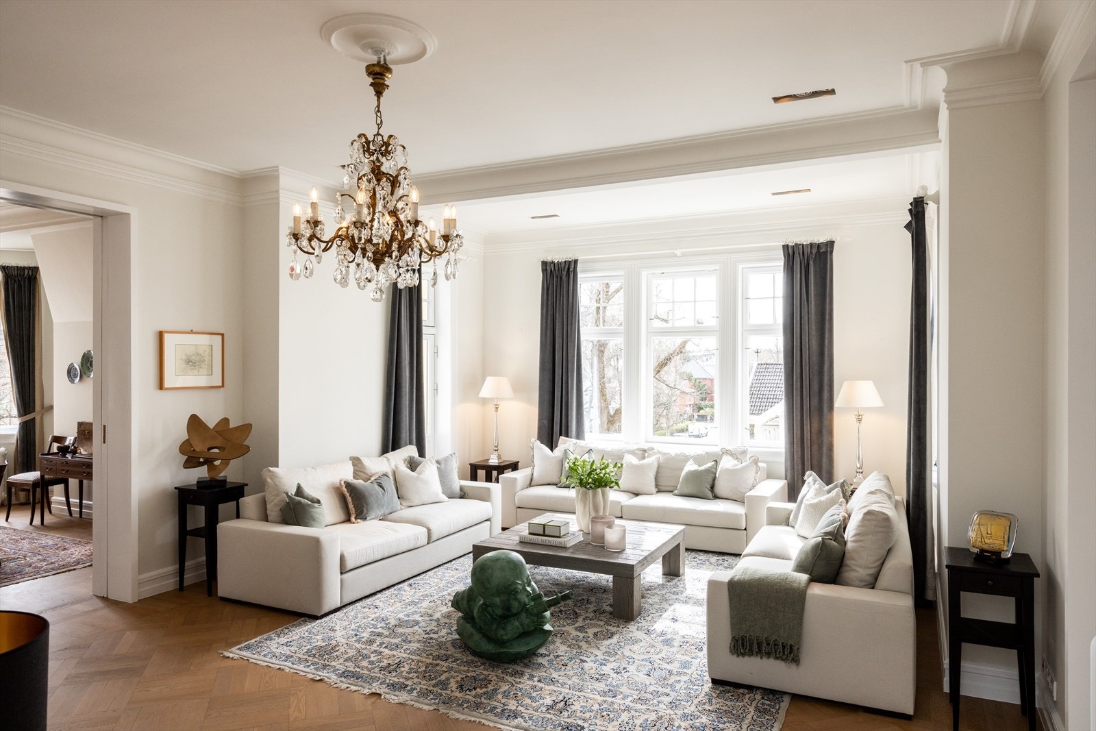 Nydelig hjørneleilighet over 2 etasjer i eksklusivt sameie. Galleribilde