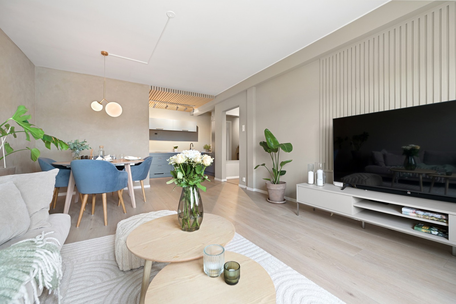 Leiligheten har blitt betydelig påkostet og totalrenovert i 2023. Galleribilde