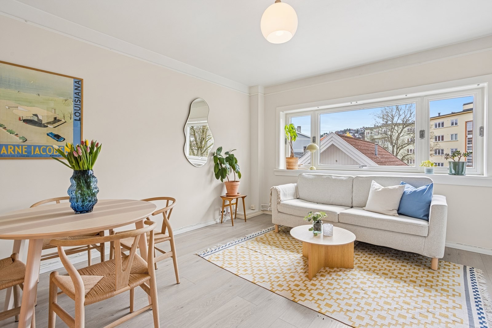 Leiligheten er gjennomgående med gode lysforhold. Galleribilde