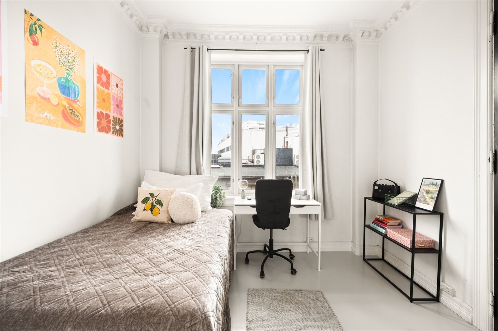 Her er det plass til eksempelvis seng og skrivepult. Galleribilde