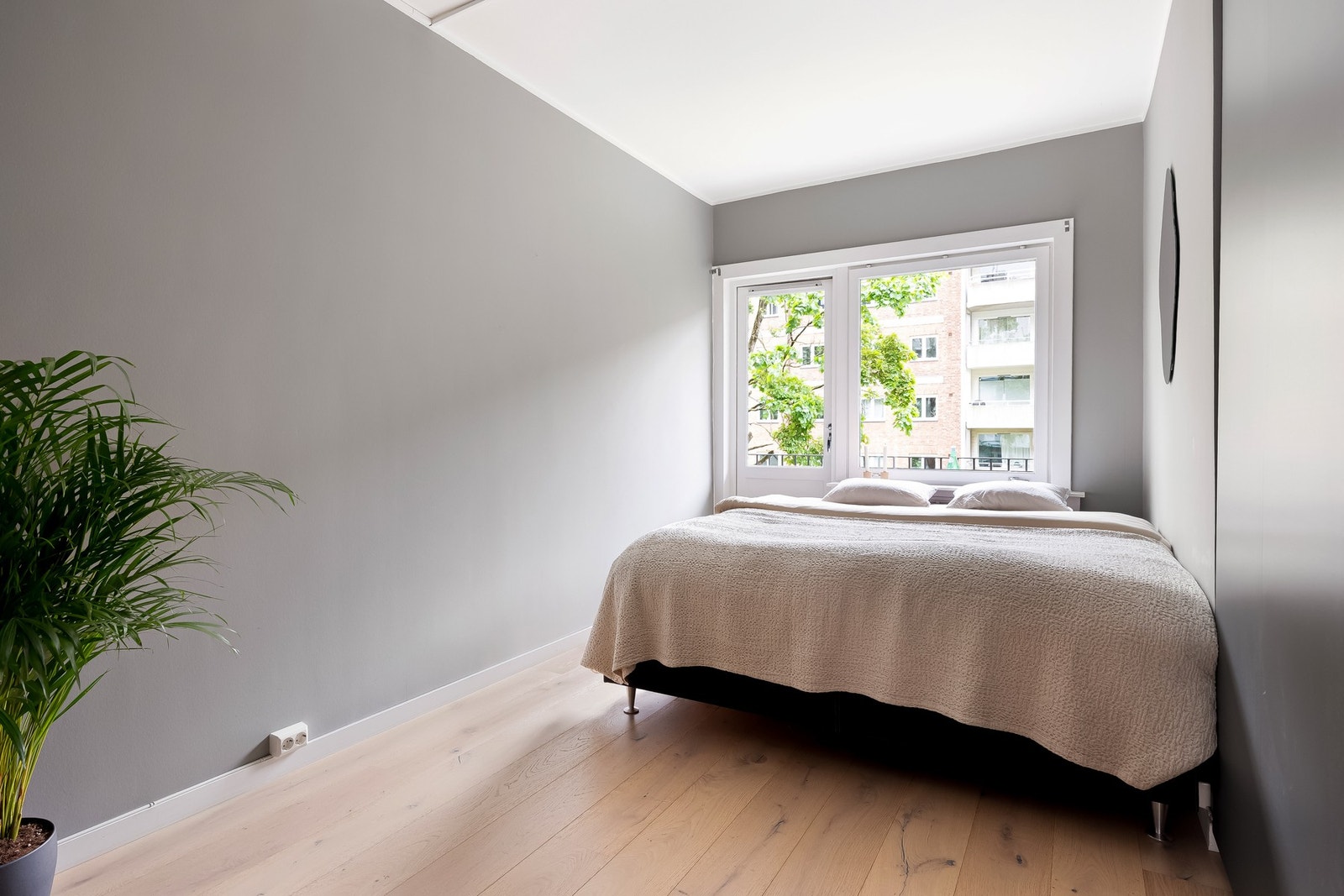 Fra dette soverommet er det utgang til den ene balkongen. Galleribilde