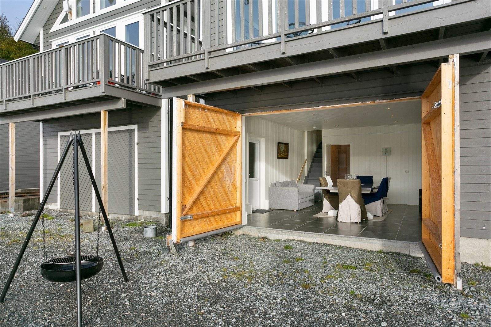 Vi tar turen ned i naustrommet Galleribilde