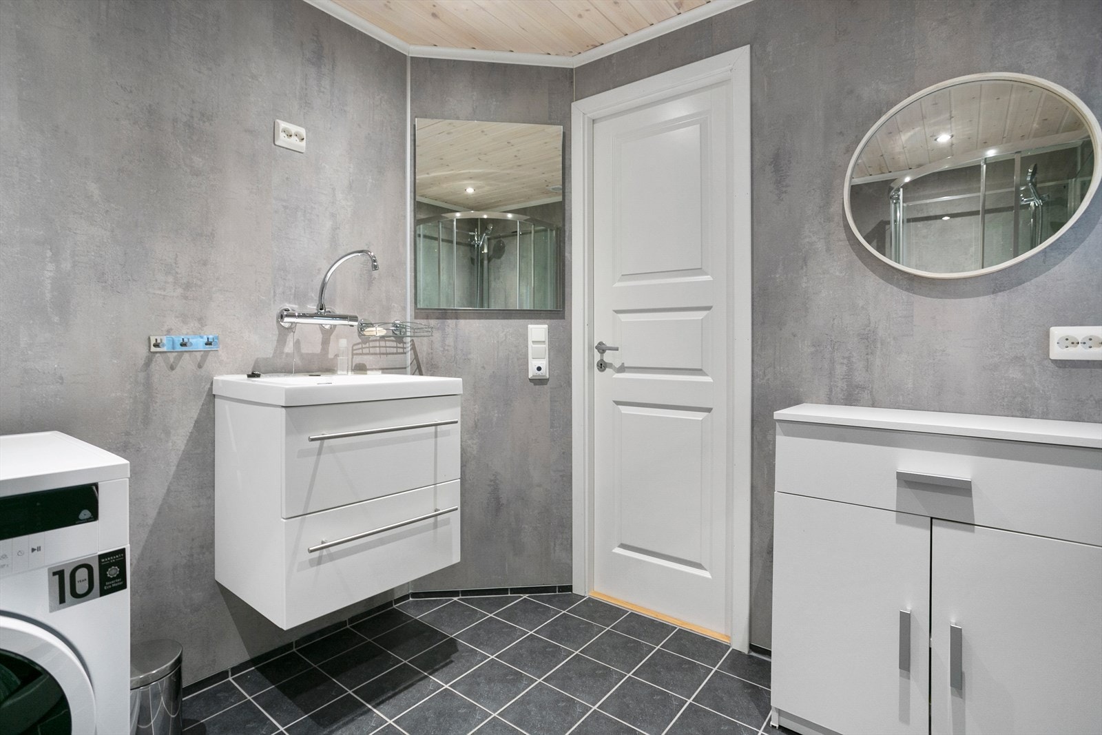 Pent bad Galleribilde