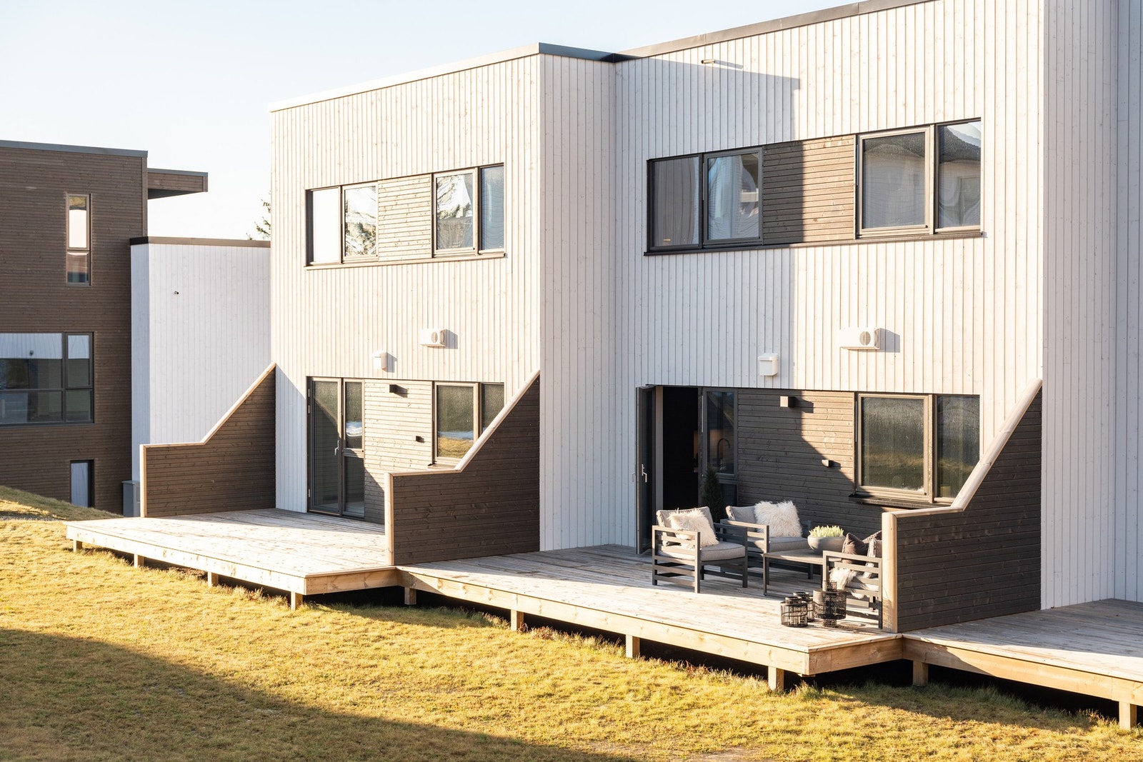 Boligens beliggenhet er svært attraktiv med gangavstand til barnehager og skoler. Galleribilde