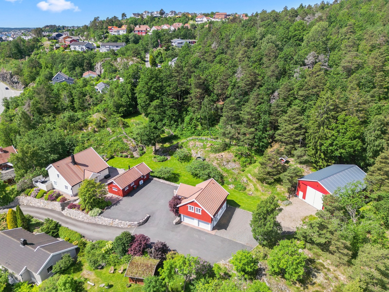 Privatmegleren ved Maren Goderstad har gleden av å presentere Kystveien 237! Galleribilde