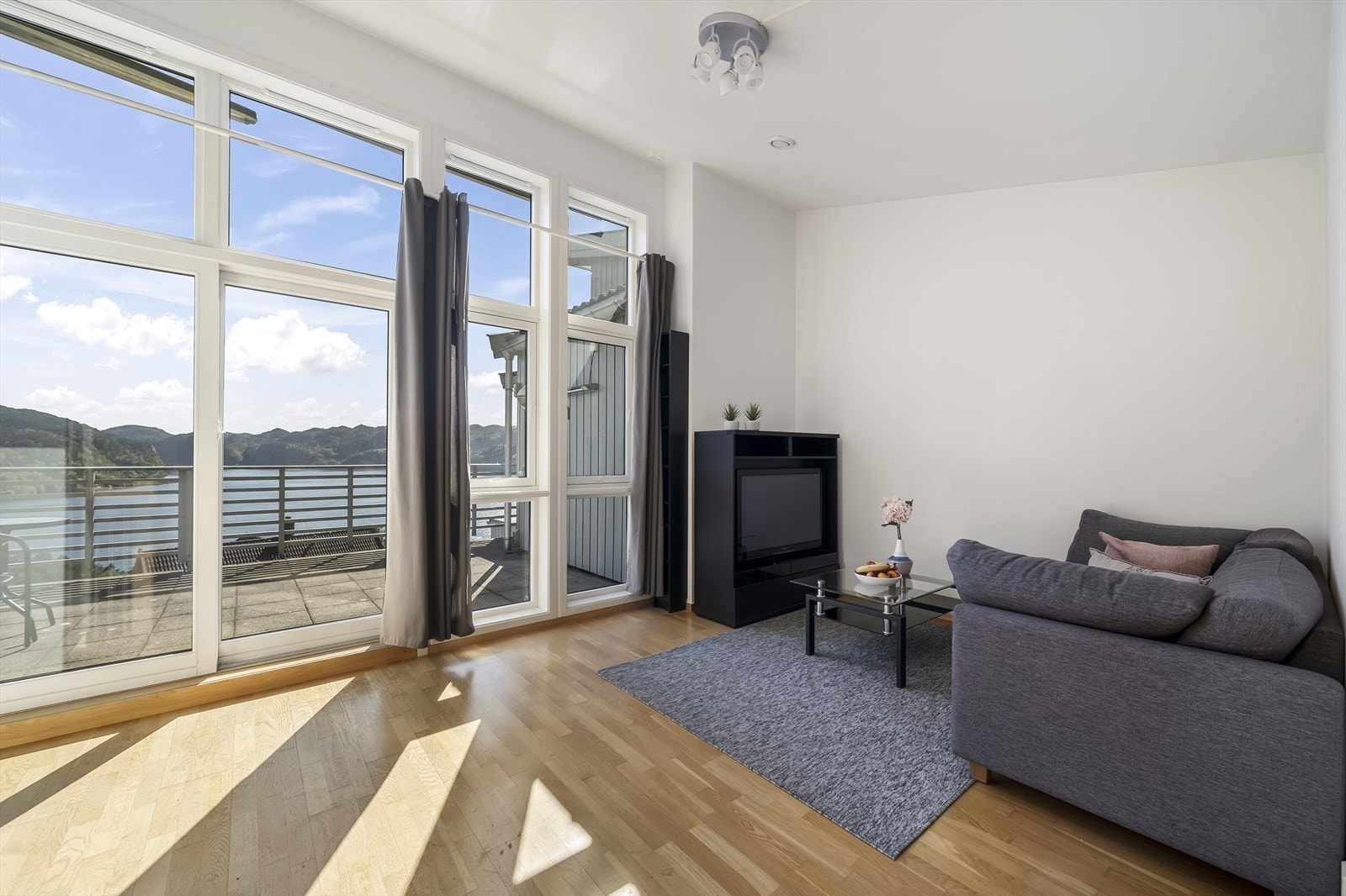 Loftstue Galleribilde