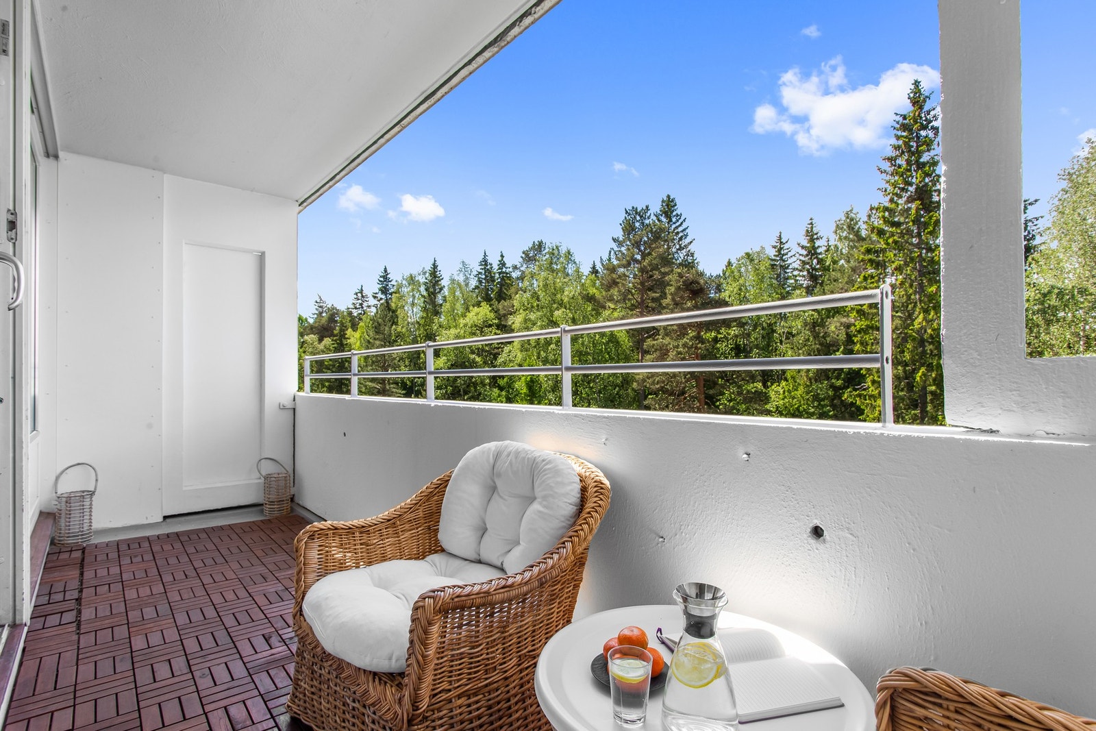Fra stuen er det utgang til en balkong på ca. 7,5 m². Galleribilde