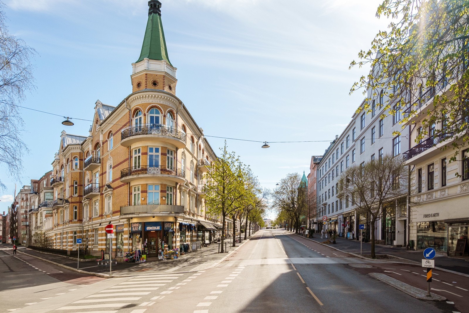 Sameiet består av 24 seksjoner, hvorav 19 boligseksjoner og 5 næringsseksjoner Galleribilde