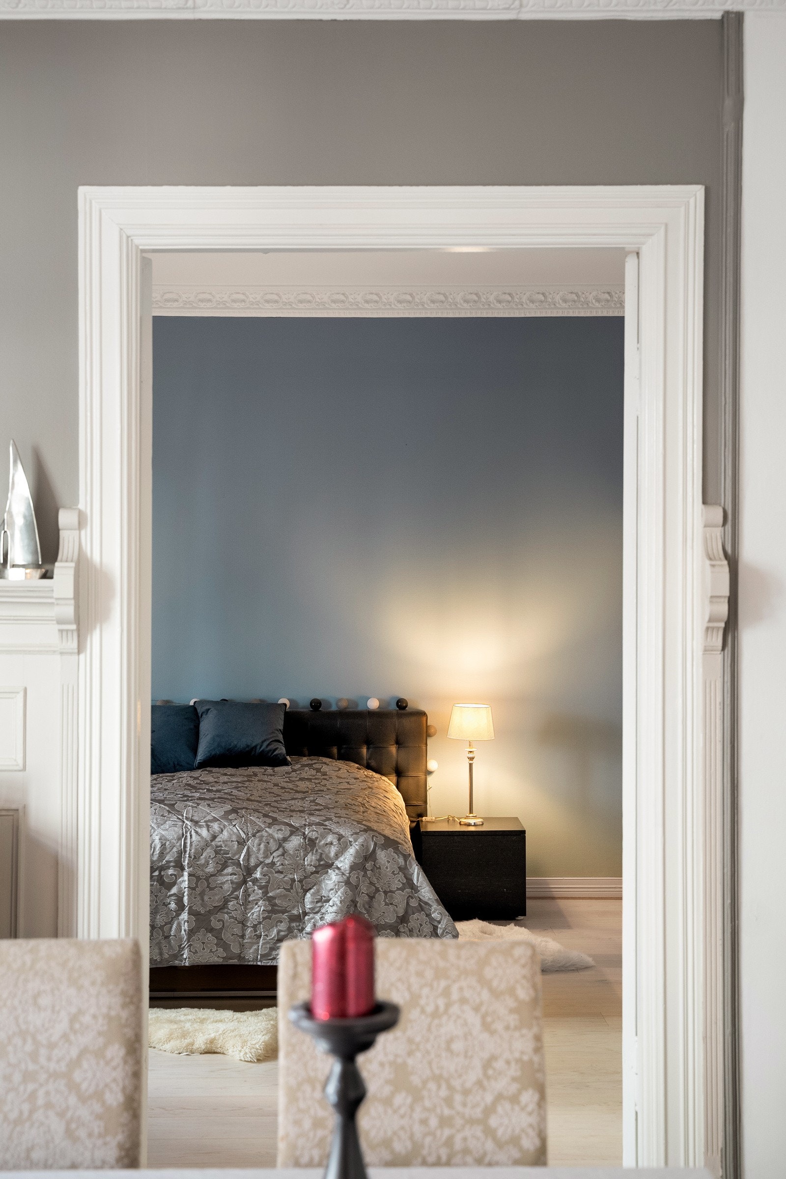 Fra spisetuen tar man seg inn til hovedsoverommet Galleribilde