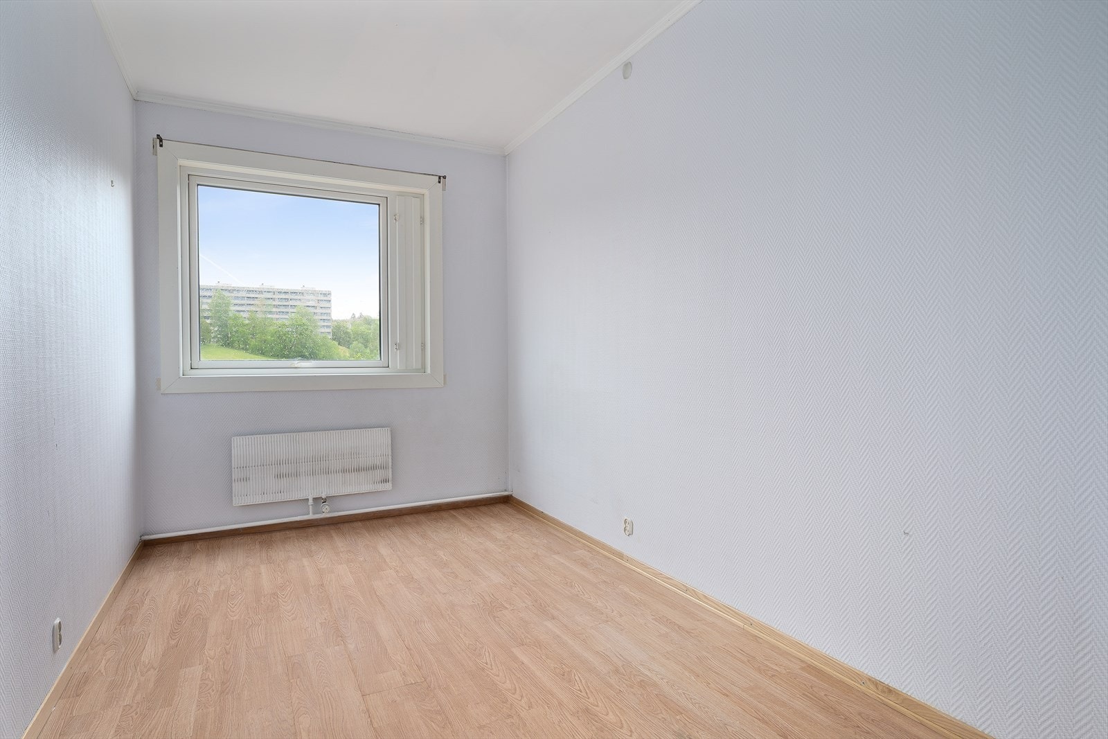 Begge soverommene er av god størrelse. Dette rommet brukes som oftest som barnerom/gjesterom Galleribilde