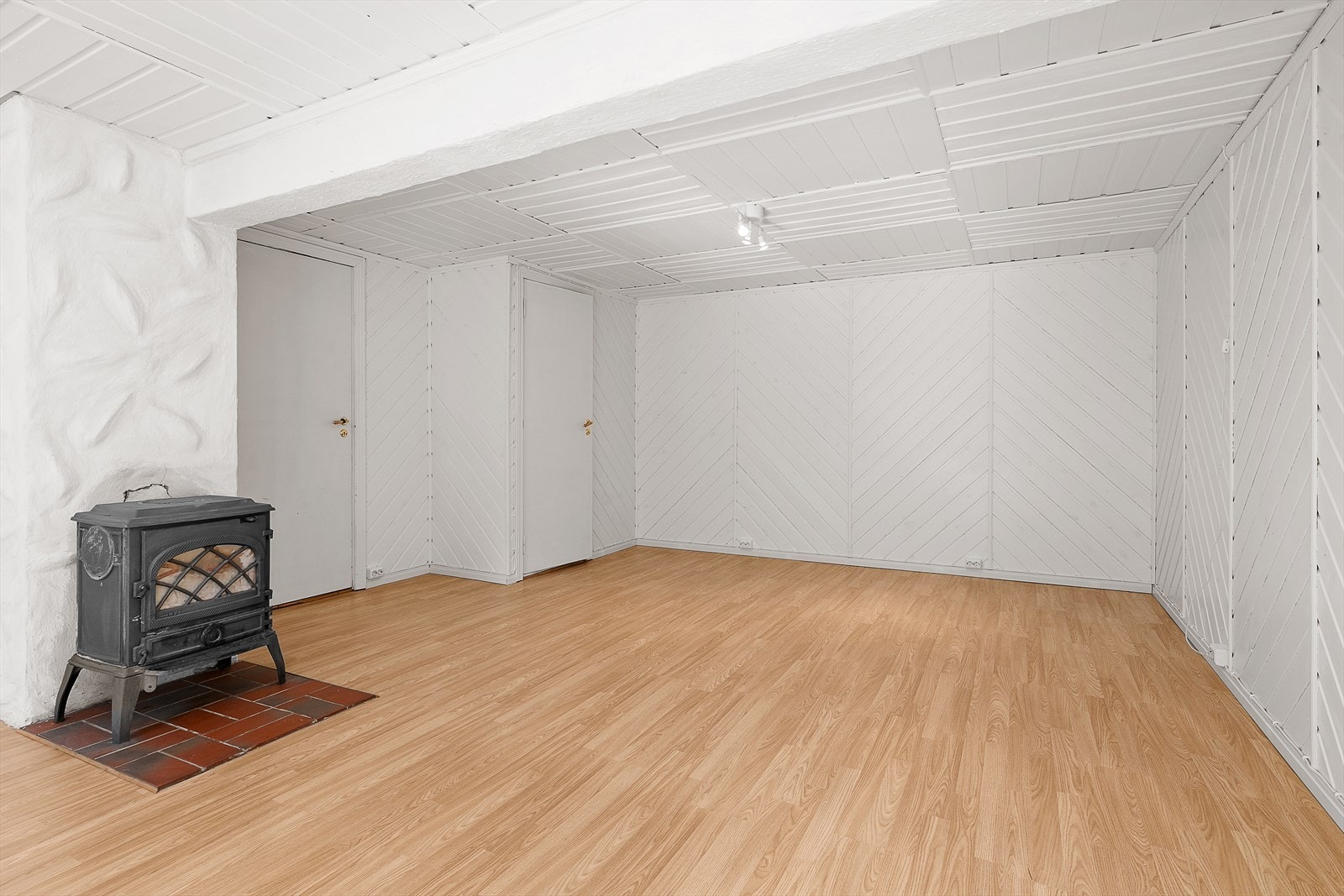 Kjellerstue med ildsed Galleribilde