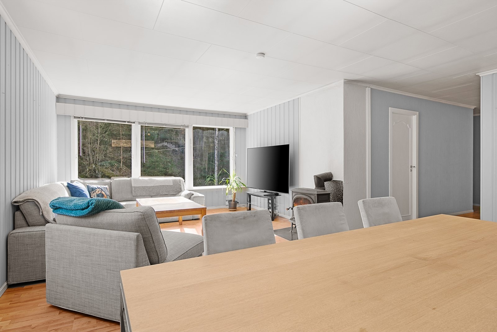 Stue-/spisestue Galleribilde