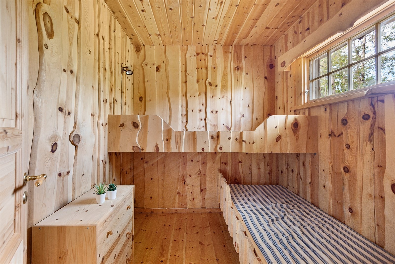 Hytten har totalt 10 soveplasser Galleribilde