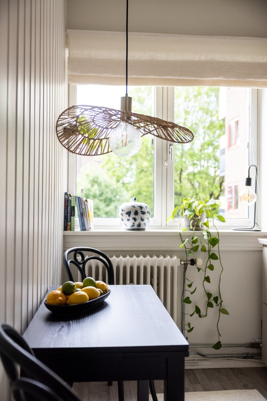 Hyggelig sitteplass hvor man kan nyte morgenkaffen. Galleribilde