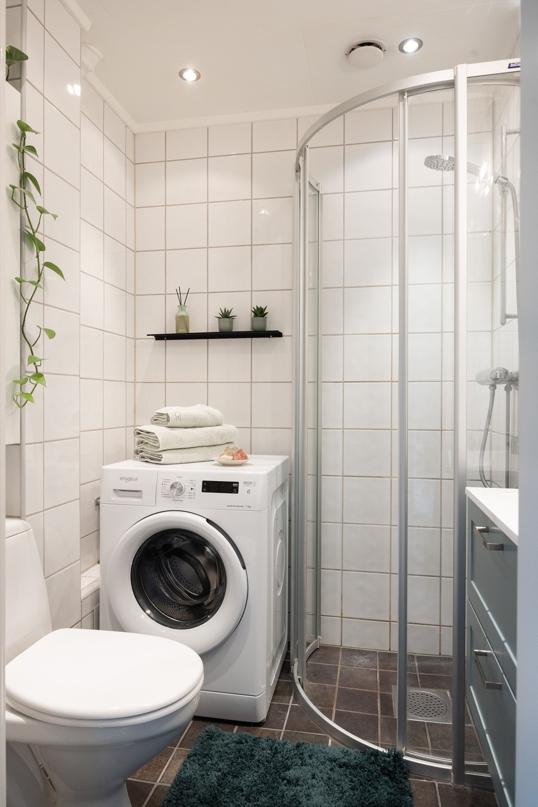 Videre er det opplegg for vaskemaskin! Galleribilde