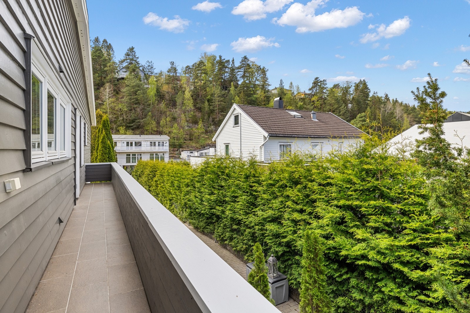 Utgang fra vaskerom til balkong Galleribilde