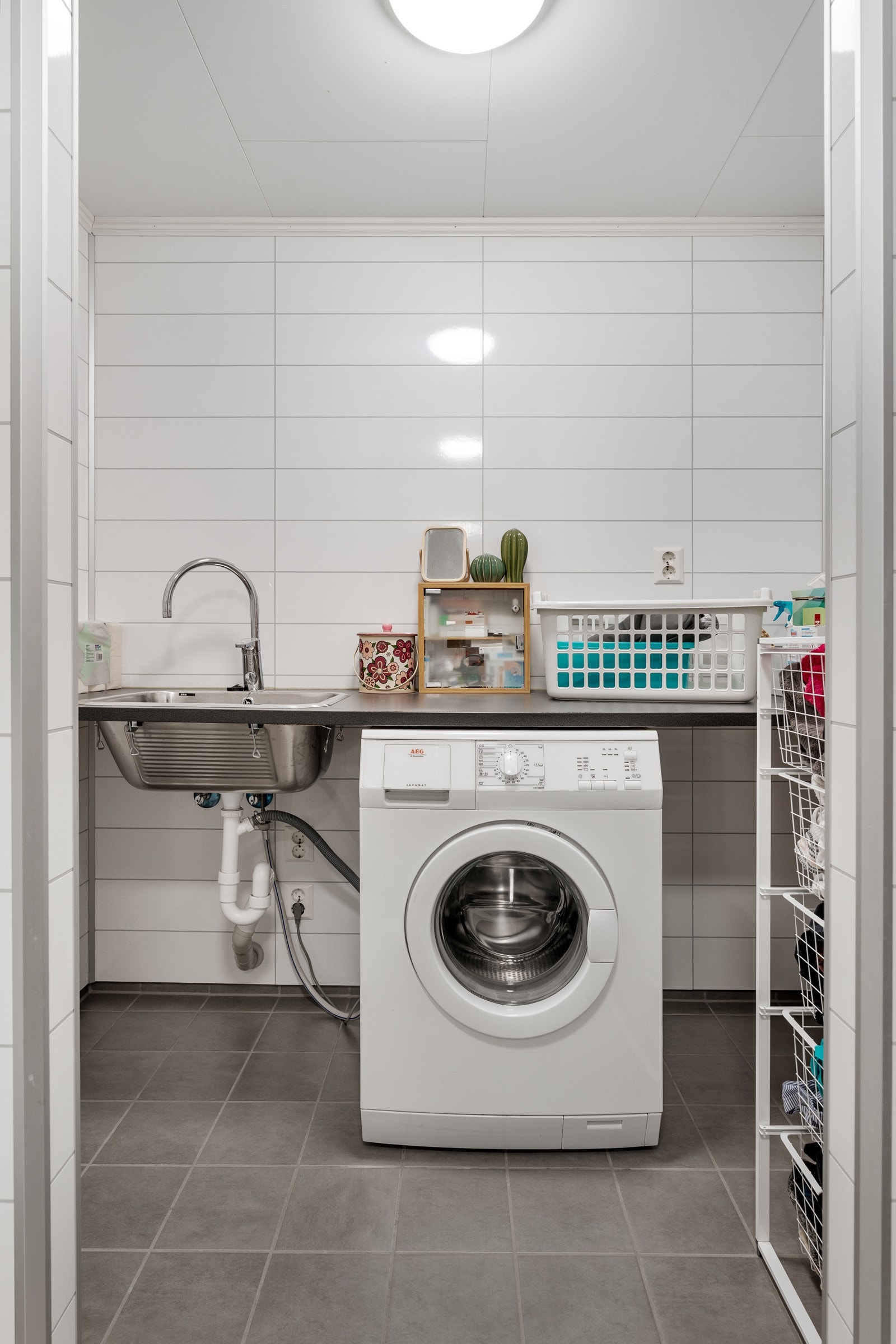 Bad og vaskerom i underetasjen ble renovert i 2015. Galleribilde