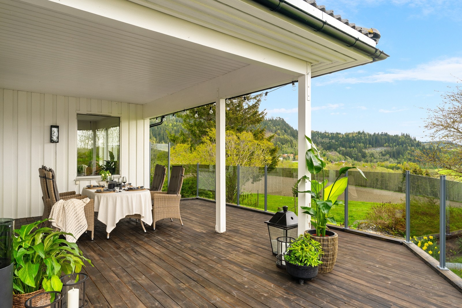 Boligen har totalt ca. 100 kvm med terrasse. Galleribilde