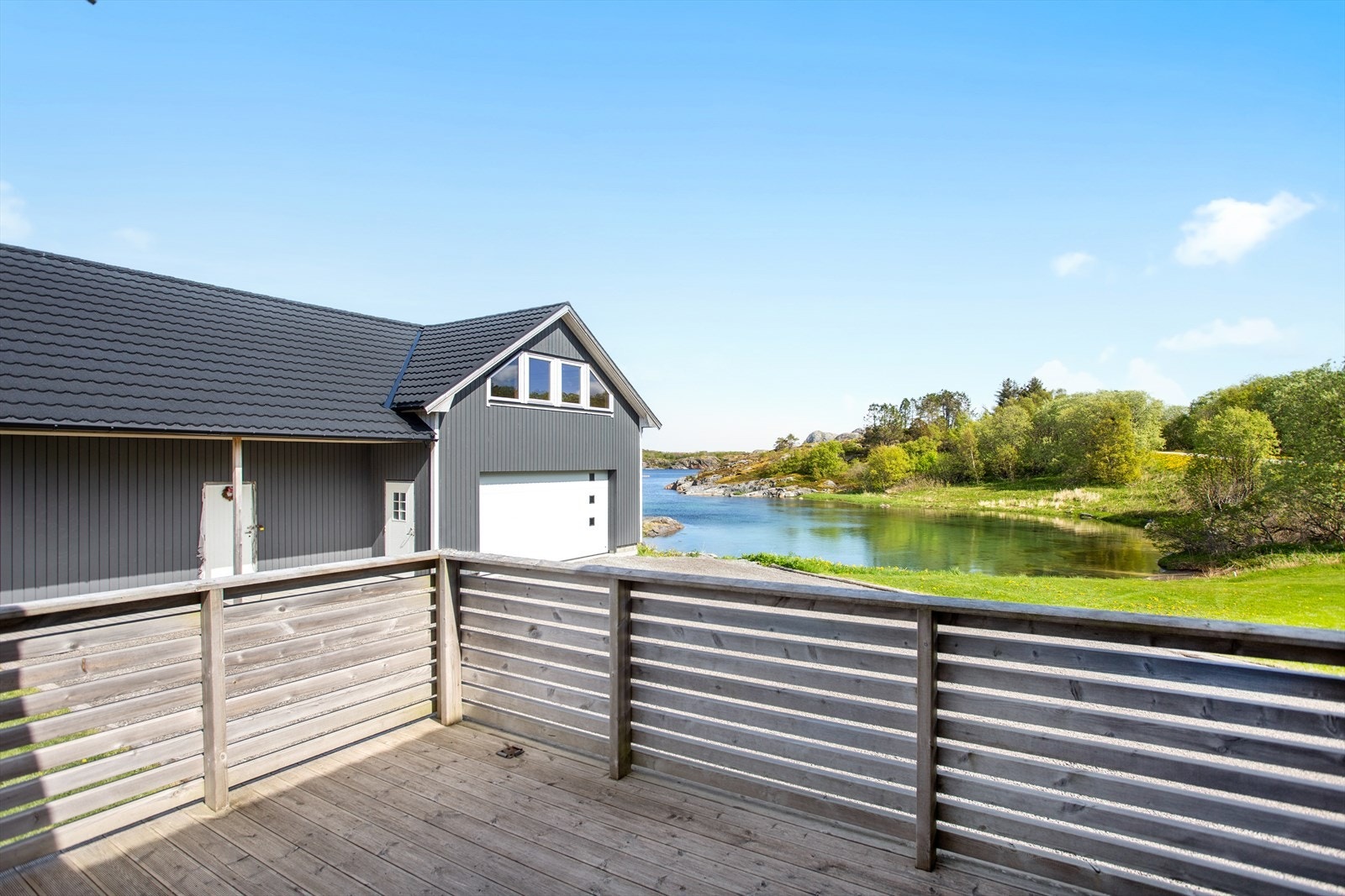 Fin utsikt fra terrasse Galleribilde
