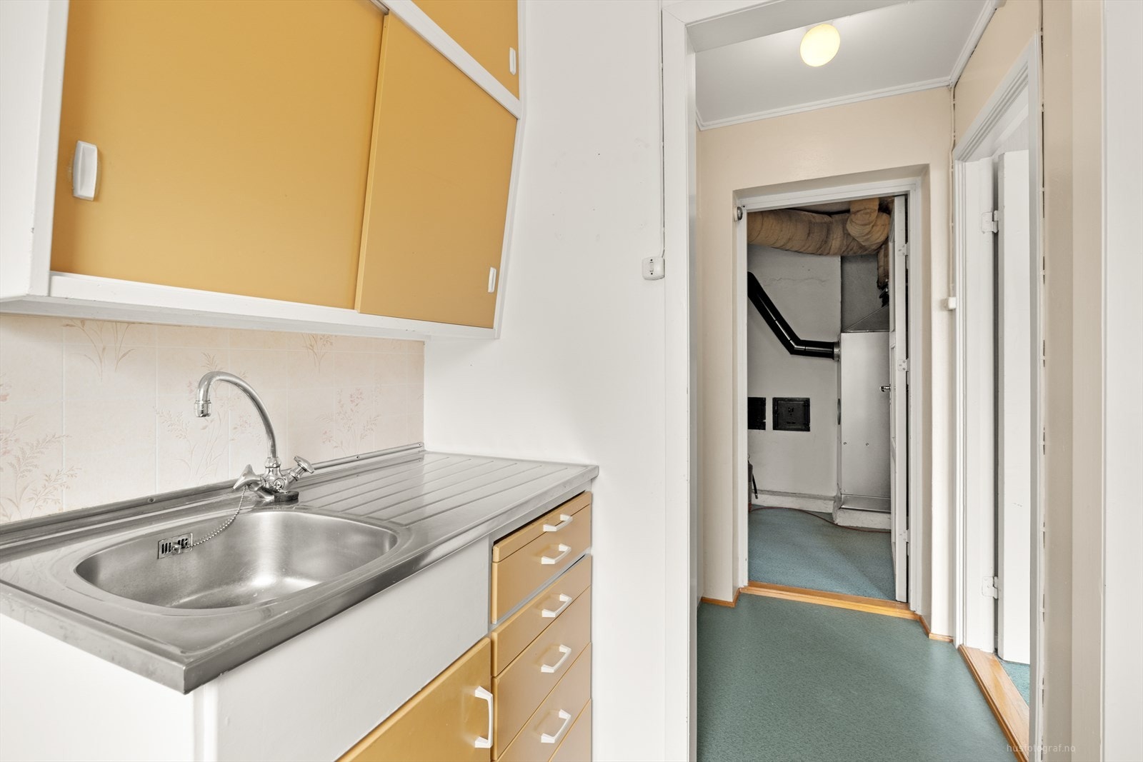 Innredet rom - beskrevet som lagerrom på godkjente tegninger og er ikke å anse som et oppholdsrom Galleribilde