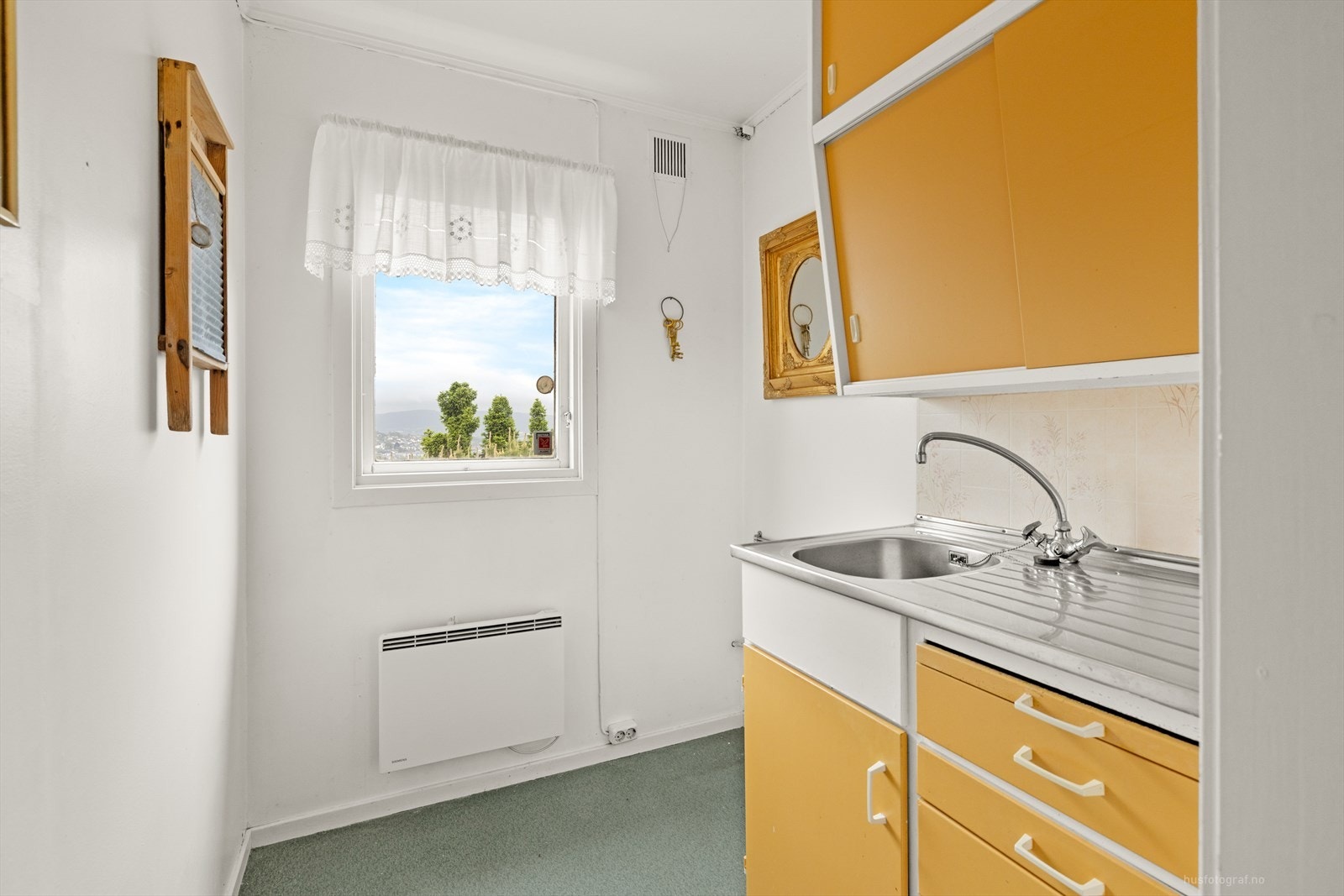 Innredet rom - beskrevet som lagerrom på godkjente tegninger og er ikke å anse som et oppholdsrom Galleribilde