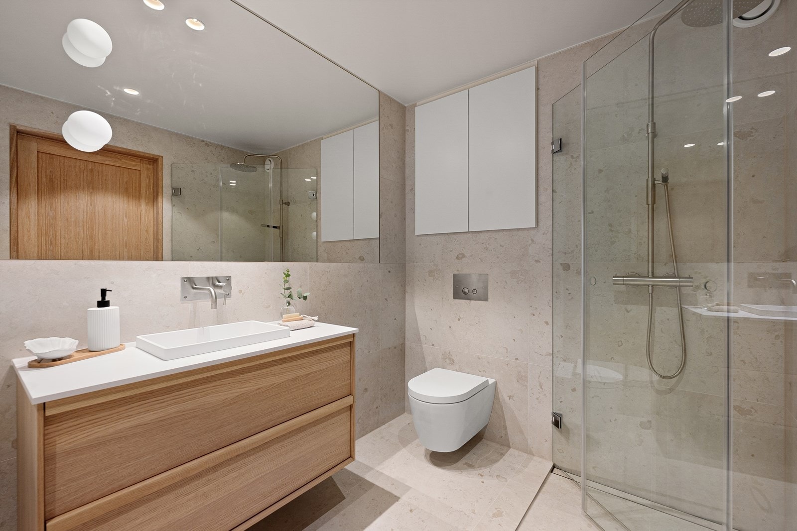 Baderomsutstyr fra kvalitetsleverandørene Tapwell og Duravitt m.fl og innredning fra Haven og Duravitt Galleribilde