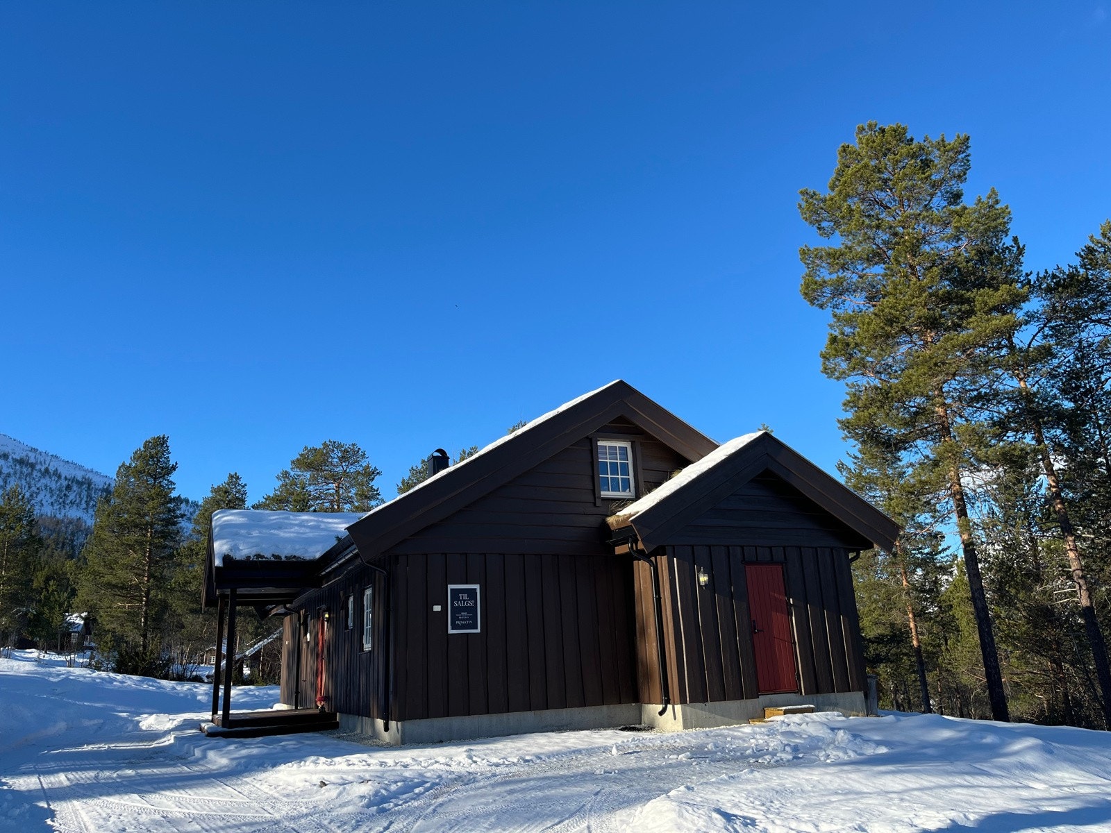 En flott og smart utnyttet hytte med god plass til en hel familie. Dette er familiehytta, FH 89 Rondane. Galleribilde