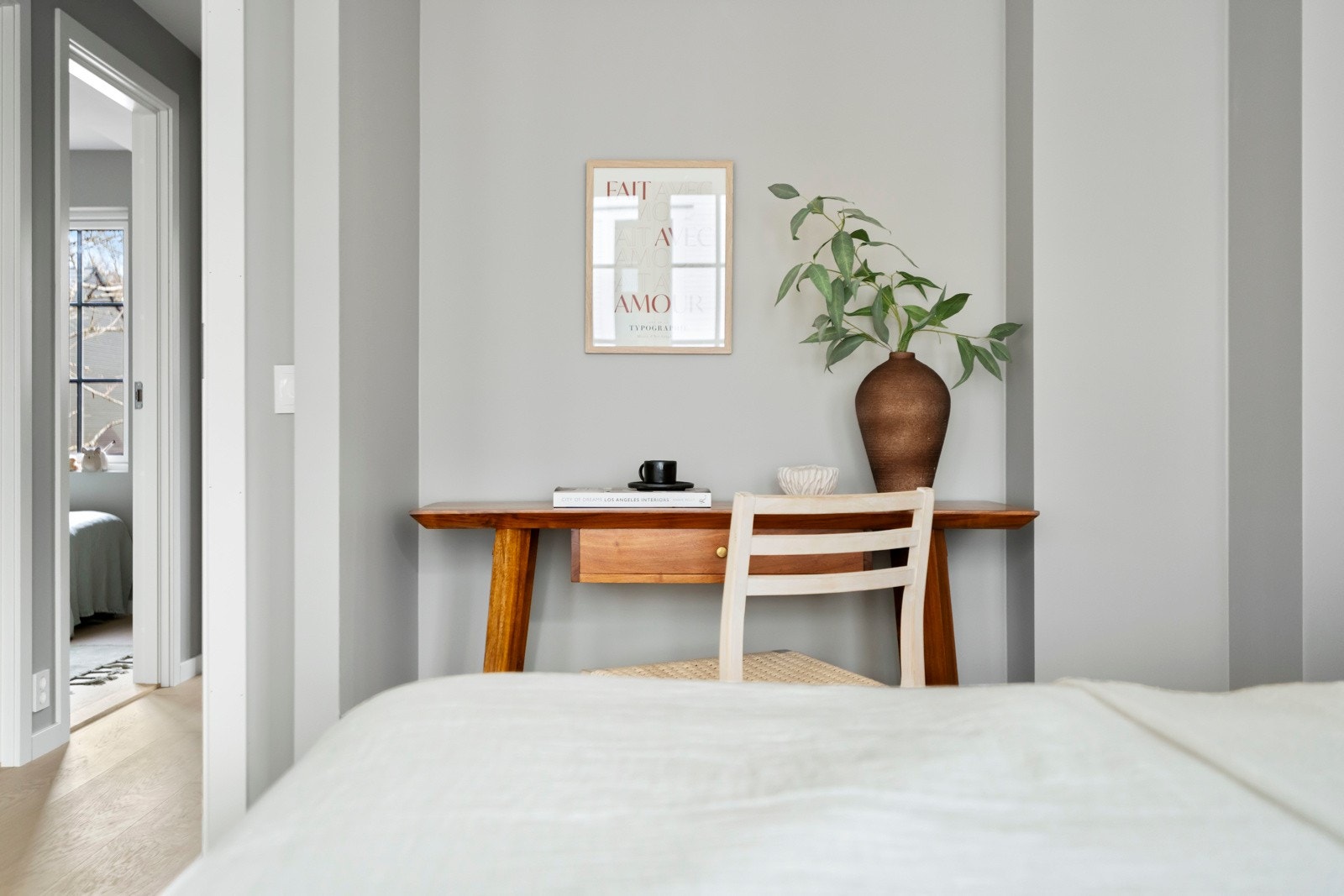 Skrivebord - her kan du jobbe i rolige omgivelser. Galleribilde