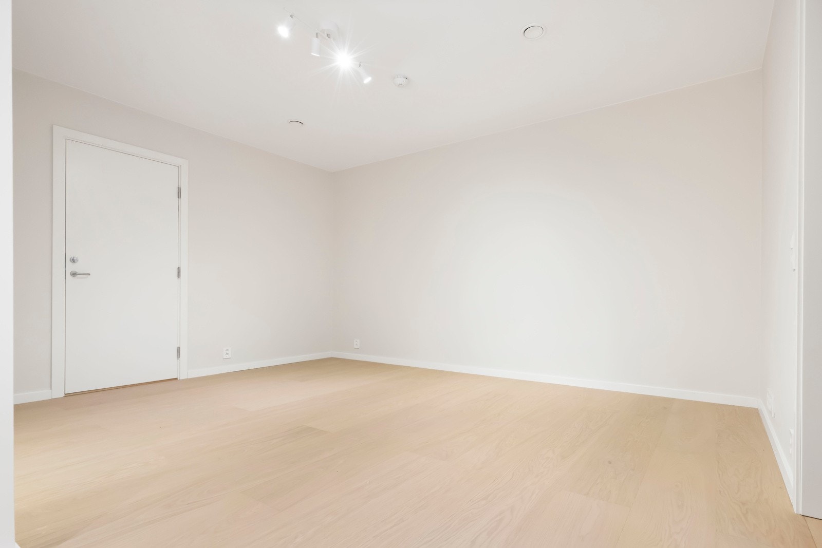 Opprinnelig byggemeldt som innvendig bod. Galleribilde