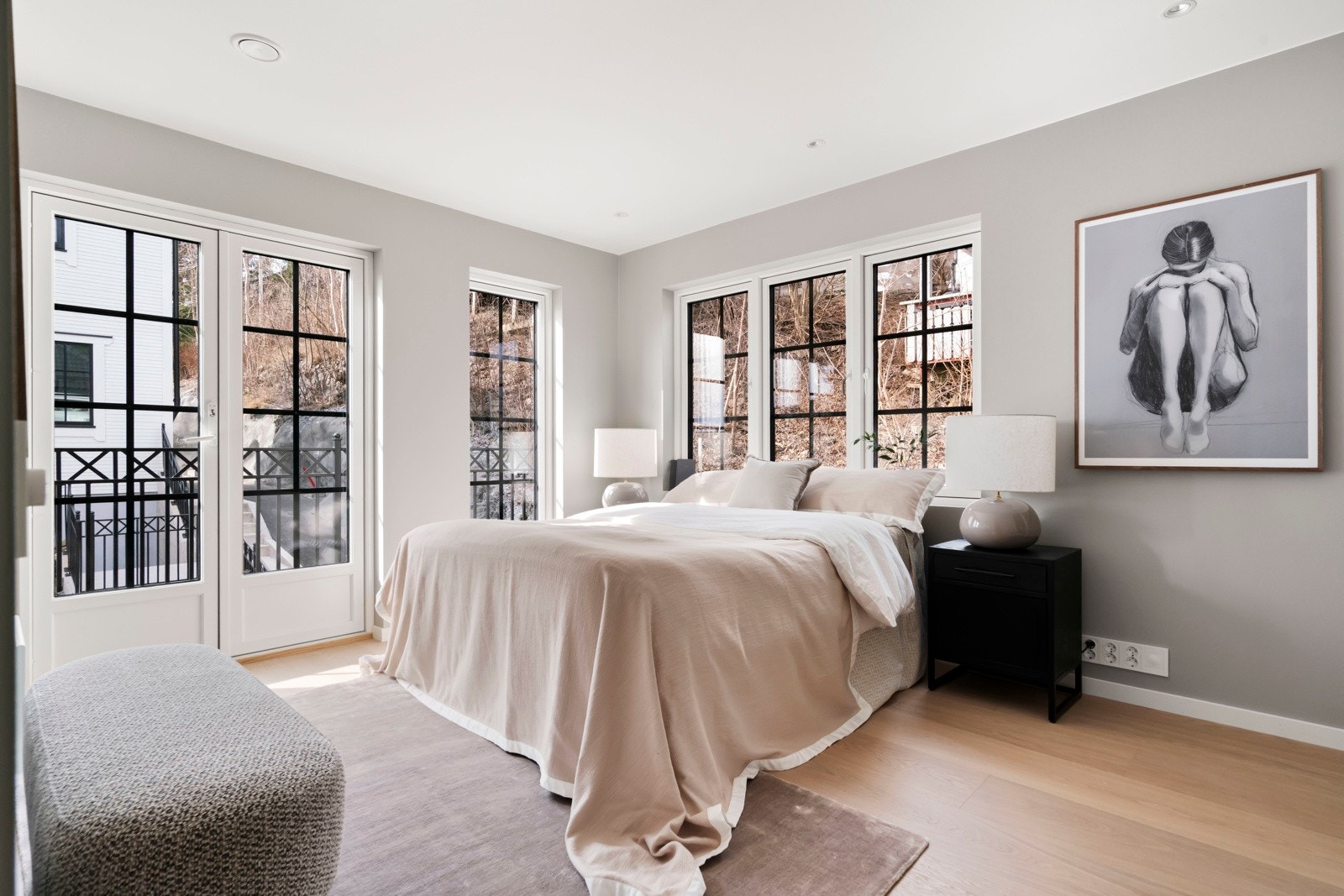 I andreetasjen er det tre soverom, to delikate bad og hall. Galleribilde